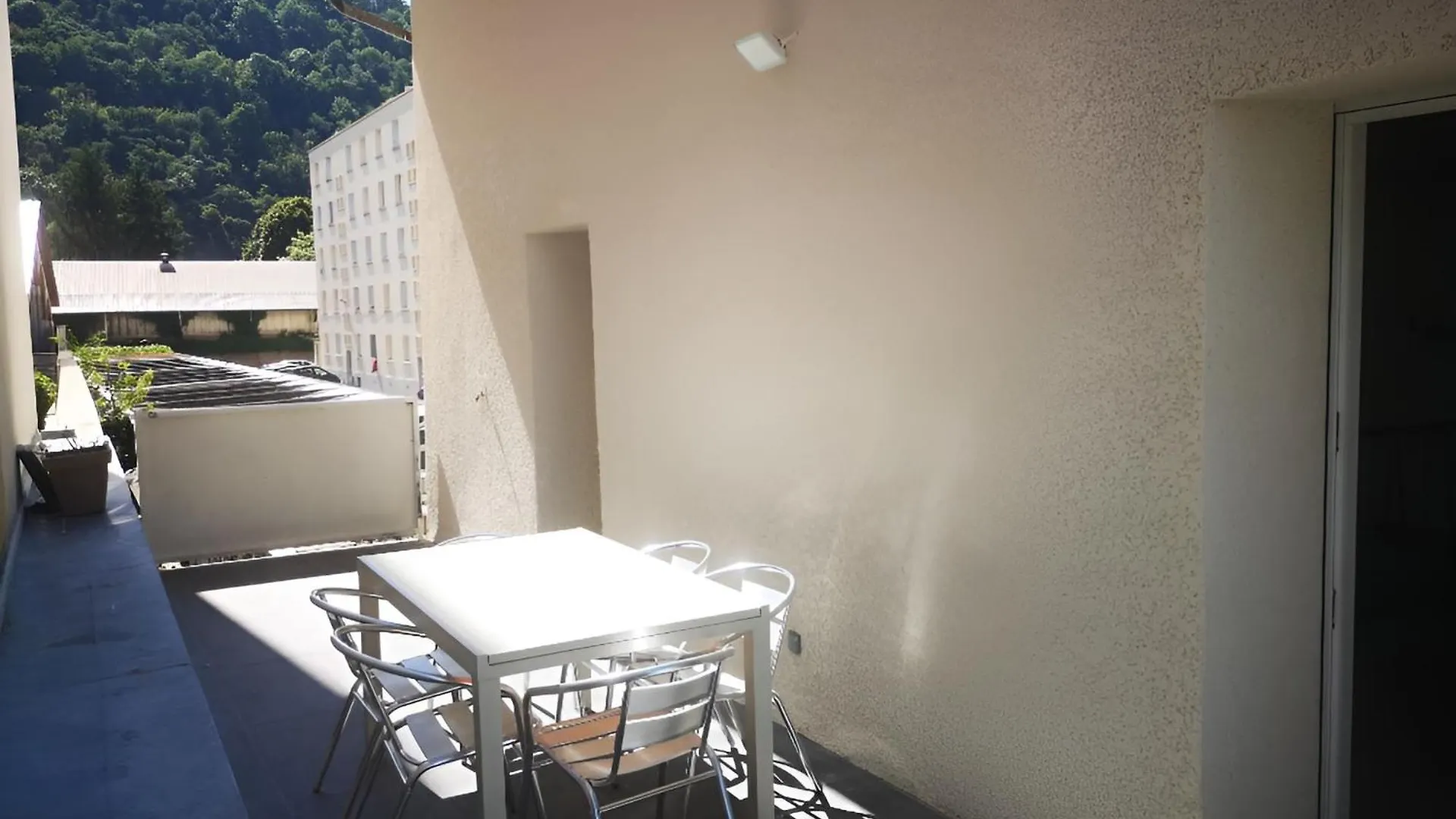 T3-Le Vimaine-Vienne Apartment France