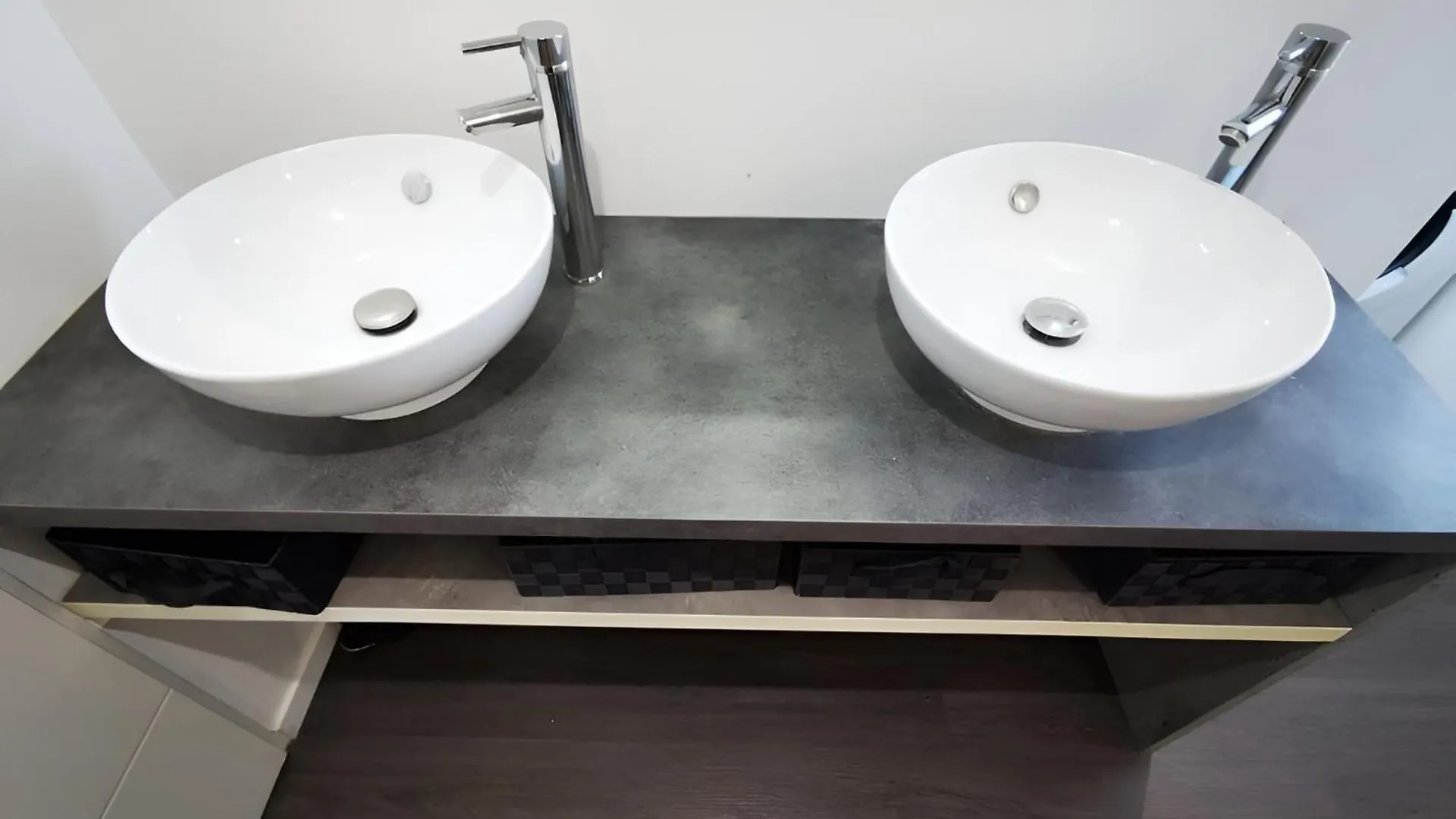 T3-Le Vimaine-Vienne Apartment France